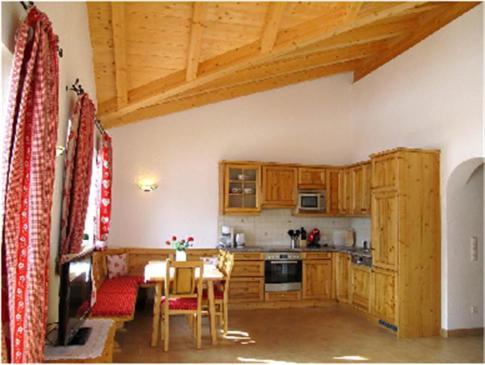 Apartment Grossvenedigerblick Neukirchen am Grossvenediger Room photo
